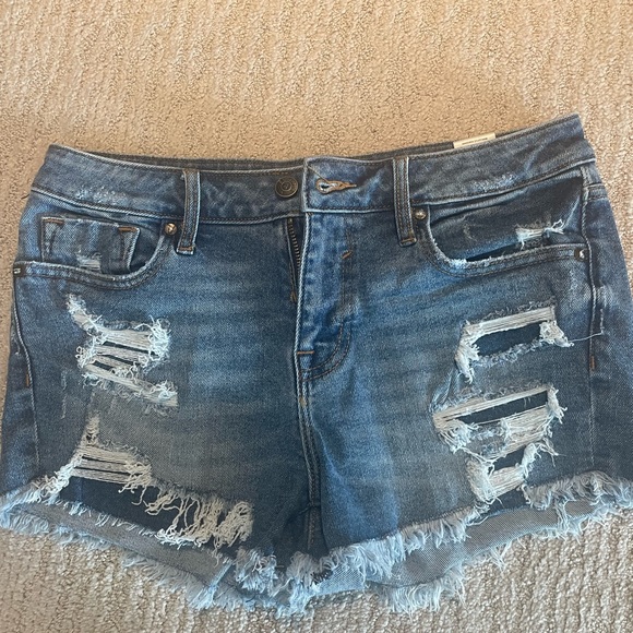 VIGOSS size 27 nwt. Jean shorts - Picture 3 of 3